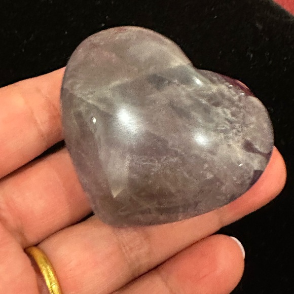 Purple Heart-Shaped Crystal - Picture 2 of 3